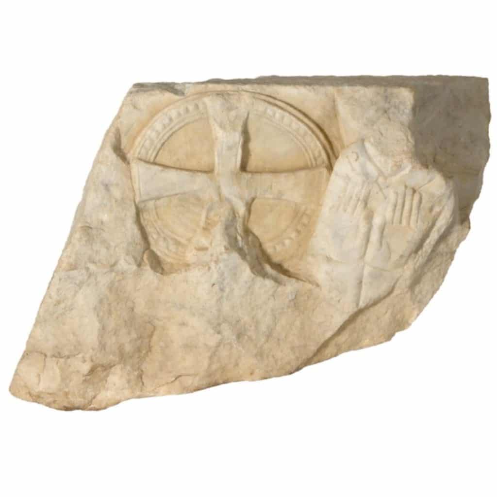 Fragment d'un relleu del Mestre de Cabestany