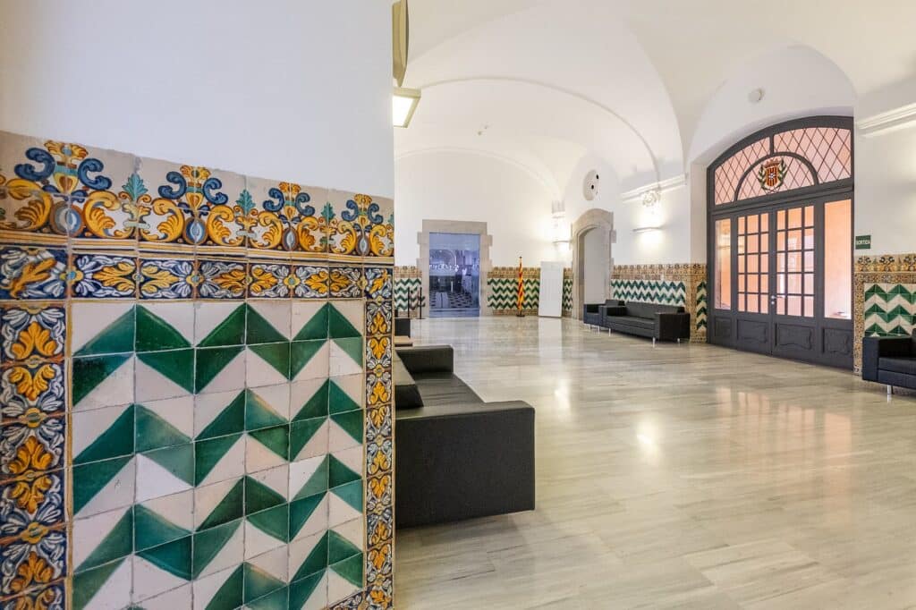 Interior antic hospital