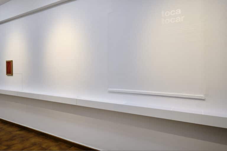 Exposició Toca tocar.