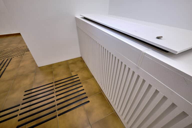 Exposició Toca tocar.