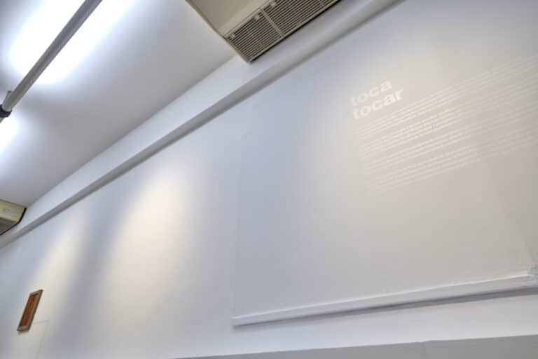 Exposició Toca tocar.