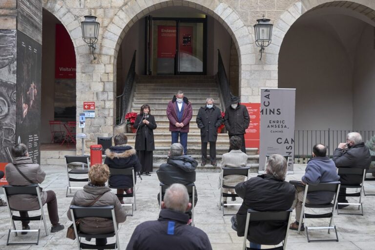 Exposició Enric Ansesa. Camins