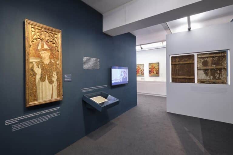 Exposició Falsos Verdaders. L'art de l'engany