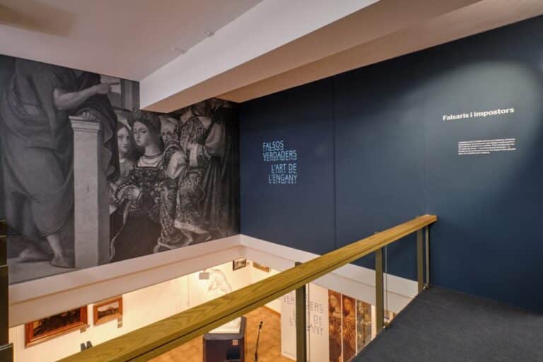 Exposició Falsos Verdaders. L'art de l'engany