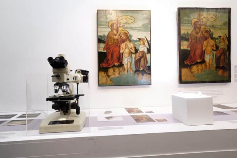 Exposició Falsos Verdaders. L'art de l'engany